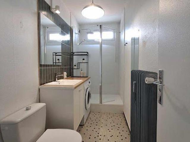 Location Appartement 1 pièce 29 m2 Lyon 8ème