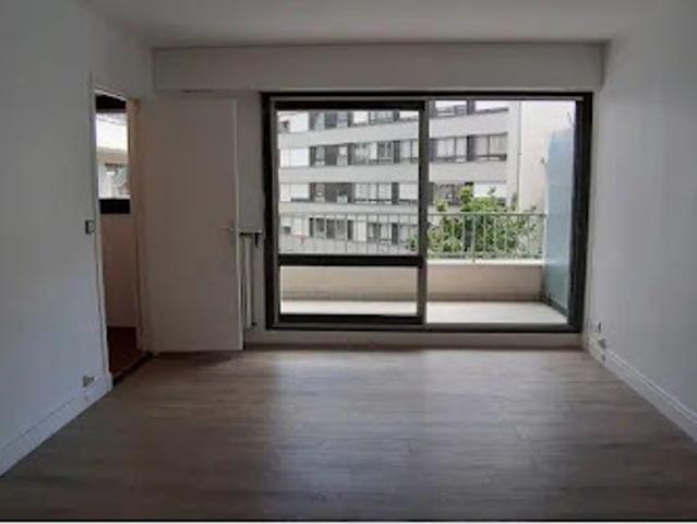 Location Appartement 1 pièce 29 m2 Paris 11ème