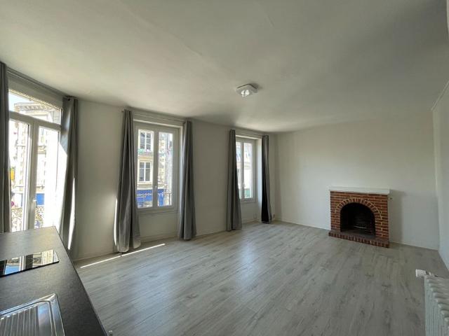 Location appartement 1 pièce, 29.46m², Fontenay le Comte