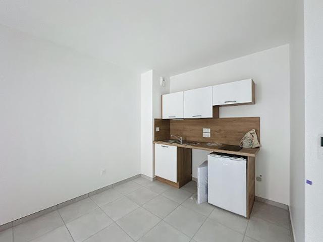 Location Appartement 1 pièce 29 m2 Clermont Ferrand