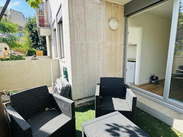 Location Appartement 1 pièce 29.81 m2 Courbevoie