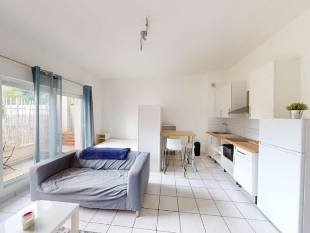 Location appartement 1 pièce, 29.82m², Villemomble