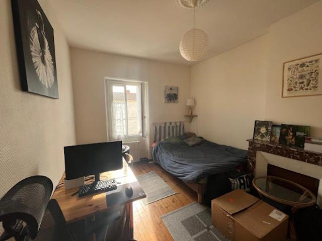 Location Appartement 1 pièce 29.95 m2 Rochefort