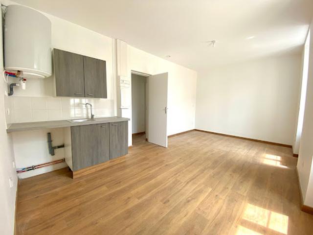 Location Appartement 1 pièce 29.97 m2 Nevers