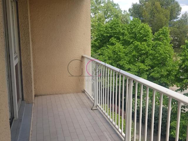 Location Appartement 1 pièce 29.99 m2 Aix en Provence