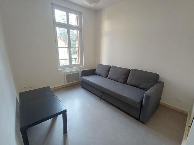 Location Appartement 1 pièce 29m² TOURS 37000