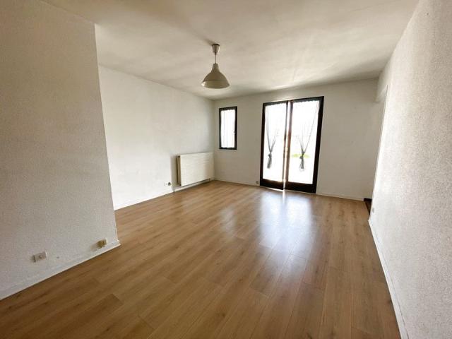 Location Appartement 1 pièce 29m² BORDEAUX 33000