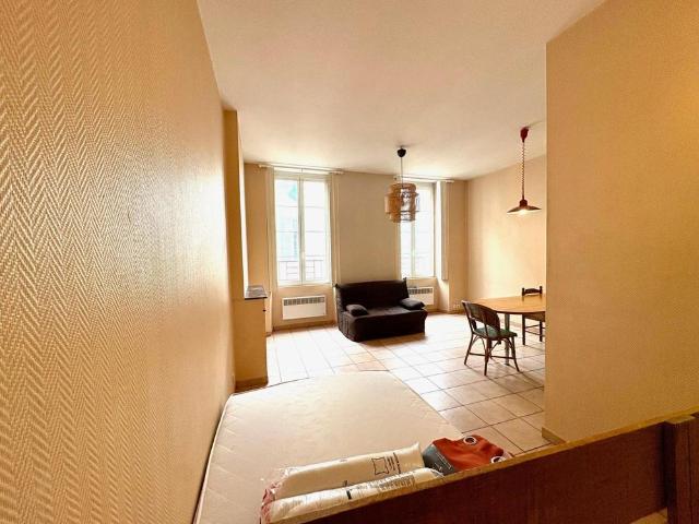 Location Appartement 1 pièce 29m² BORDEAUX 33000