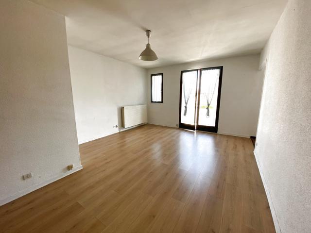 Location Appartement 1 pièce 29m² BORDEAUX 33000