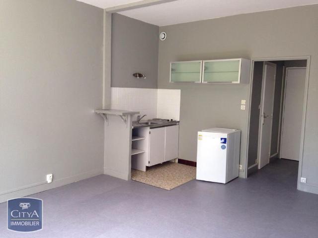 Location Appartement 1 pièce 29m² BLOIS 41000