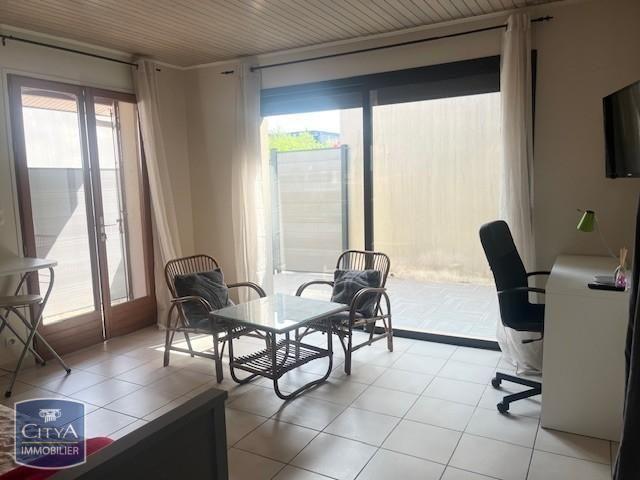 Location Appartement 1 pièce 29m² BRUGES 33520