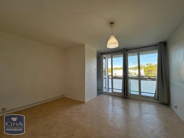 Location Appartement 1 pièce 29m² CHAMBRAY LES TOURS 37170