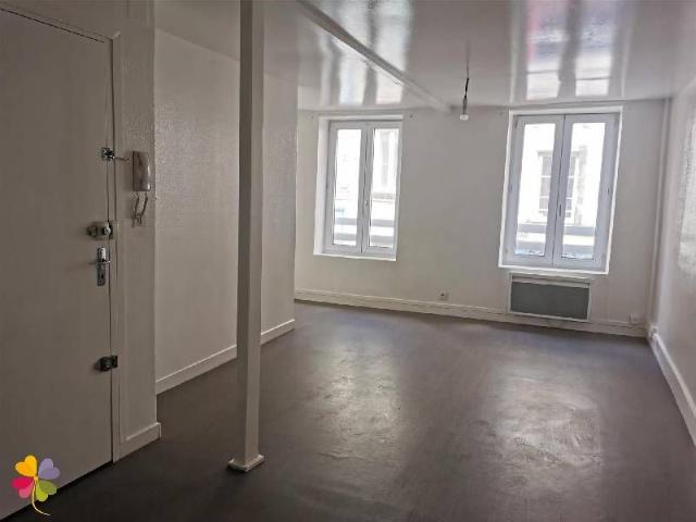 Location Appartement 1 pièce 29m² CHERBOURG EN COTENTIN 50100