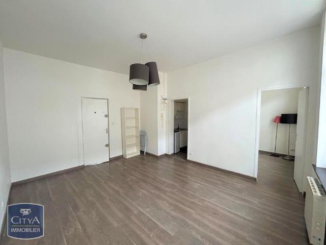 Location Appartement 1 pièce 29m² LILLE 59000