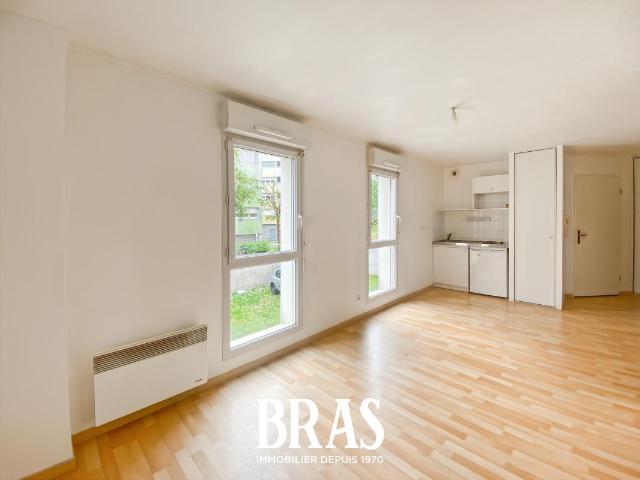 Location Appartement 1 pièce 29m² NANTES 44300