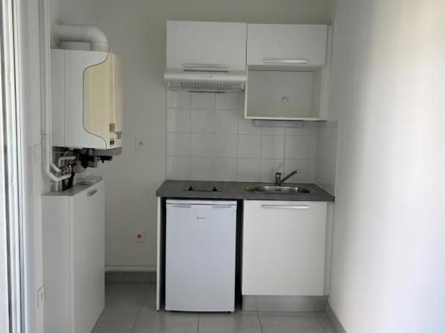 Location Appartement 1 pièce 29m² NANTES 44300