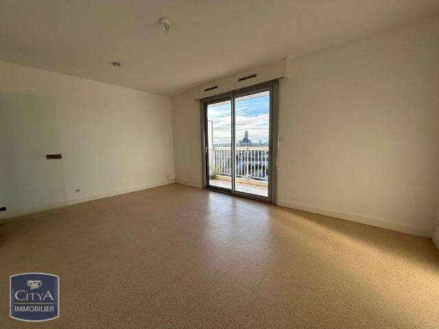 Location Appartement 1 pièce 29m² NIORT 79000
