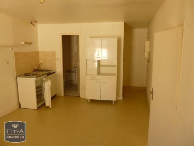 Location Appartement 1 pièce 29m² POITIERS 86000