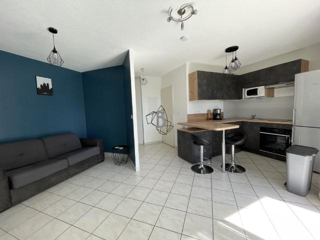 Location Appartement 1 pièce 29m² RODEZ 12000