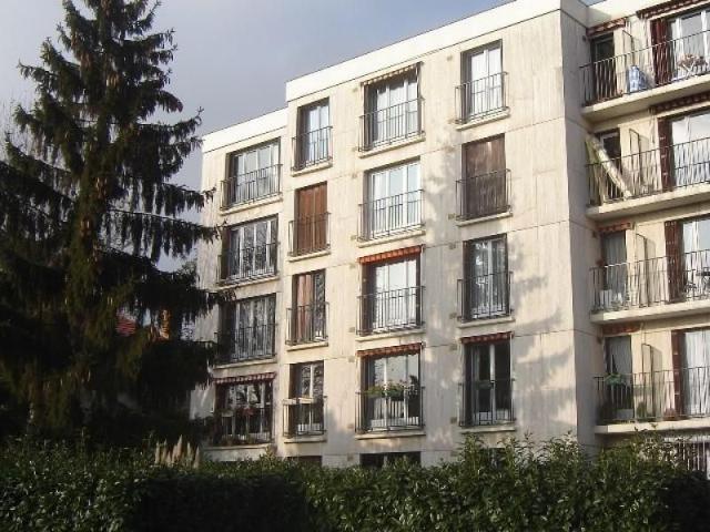 Location Appartement 1 pièce 29m² ST MAUR DES FOSSES 94100