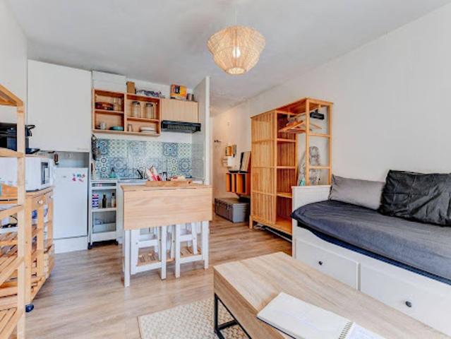 Location Appartement 1 pièce 20 m2 Nice