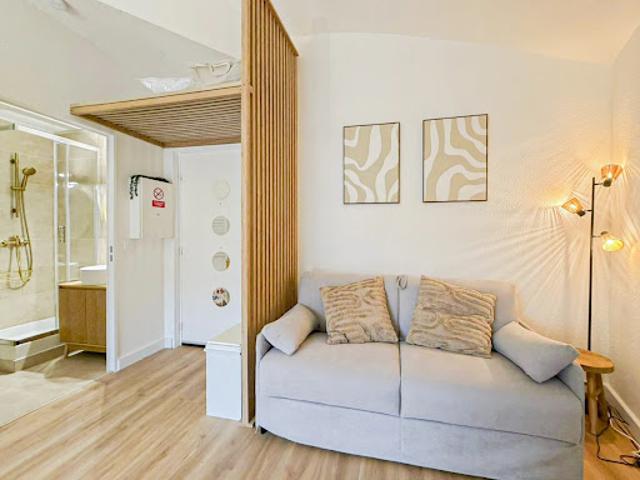 Location Appartement 1 pièce 20 m2 Nice