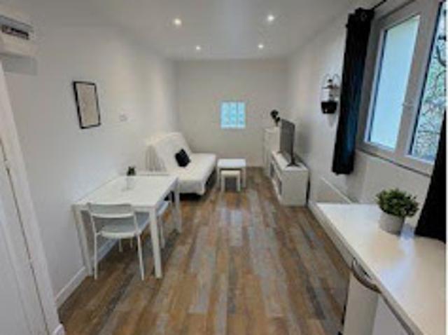 Location Appartement 1 pièce 20 m2 Bagnolet