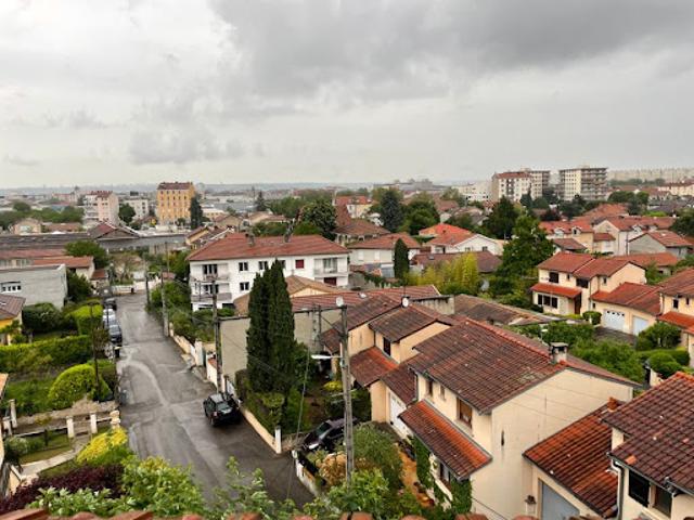 Location Appartement 1 pièce 20 m2 Bron