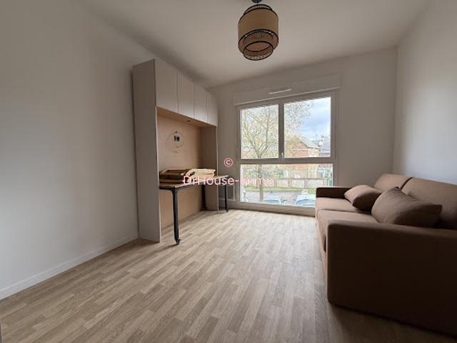 Location Appartement 1 pièce 20 m2 Deville les rouen
