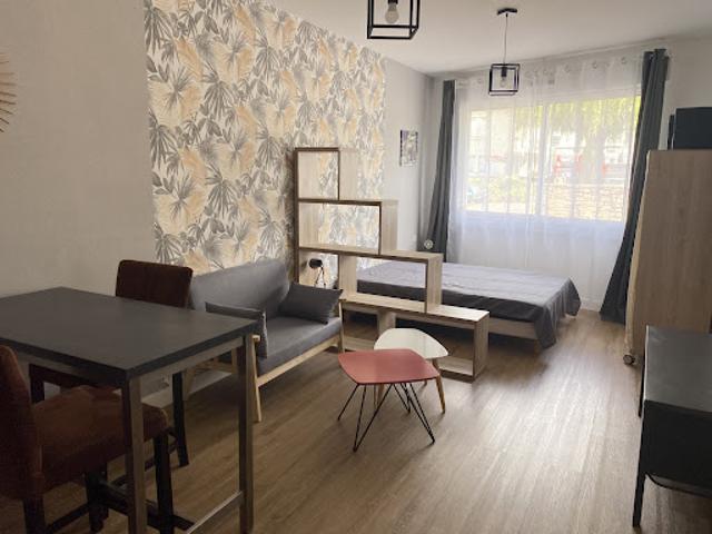 Location Appartement 1 pièce 20 m2 Pontivy
