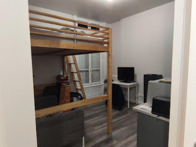 Location Appartement 1 pièce 20 m2 Saint Etienne