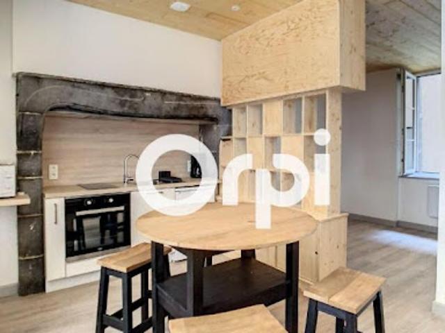 Location Appartement 1 pièce 20 m2 Saint Flour