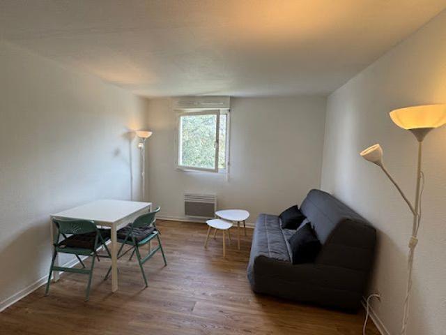 Location Appartement 1 pièce 20 m2 Talence