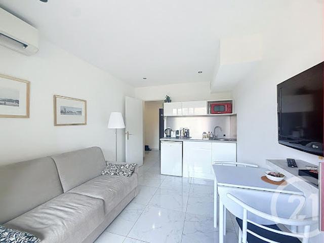 Location Appartement 1 pièce 20.09 m2 Cannes