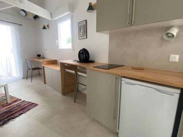 Appartement 1 pièce Nieul sur Mer 20.00m² 650€ à louer l'Adresse