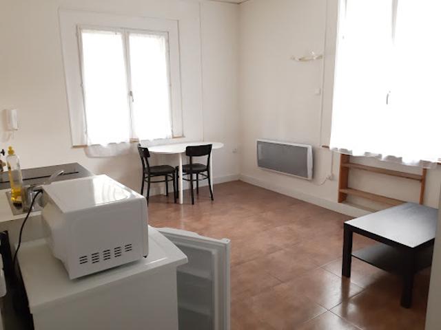 Location Appartement 1 pièce 20.01 m2 Versailles