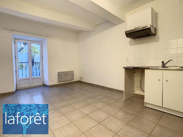Location Appartement 1 pièce 20.18 m2 Charleval