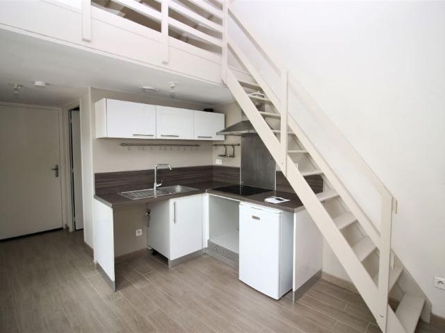 Location appartement 1 pièce, 20.27m², Poissy