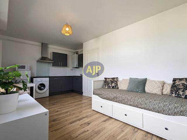 Location Appartement 1 pièce 20.46 m2 Pontivy