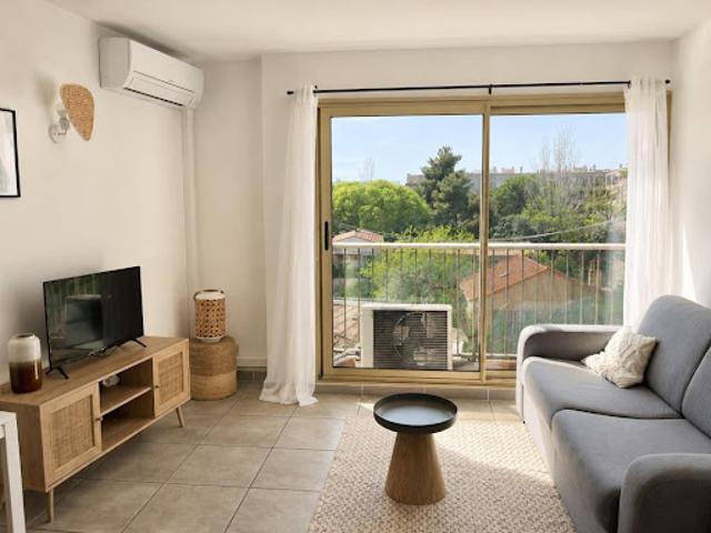 Location Appartement 1 pièce 20.4 m2 Marseille 10ème