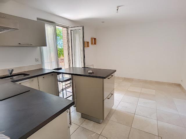 Location Appartement 1 pièce 20.98 m2 Aix en Provence