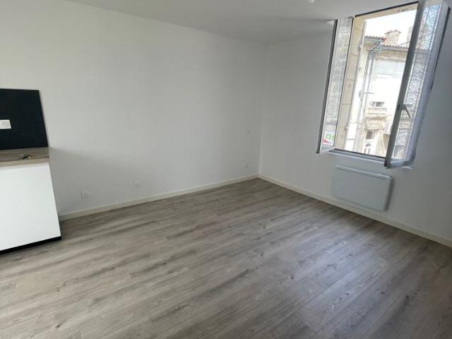 Location Appartement 1 pièce 20m²