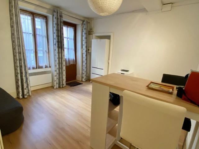 Location Appartement 1 pièce 20m²