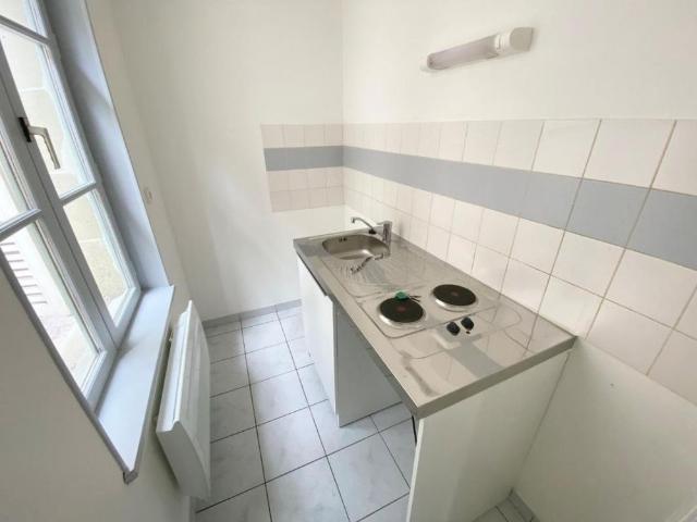 Location Appartement 1 pièce 20m² TOURS 37000