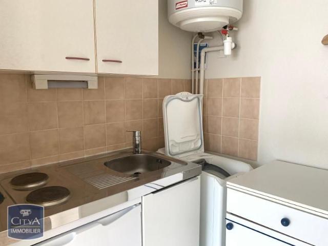 Location Appartement 1 pièce 20m² TOURS 37000