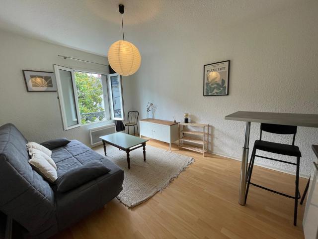 Location Appartement 1 pièce 20m² TOURS 37000
