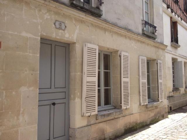 Location Appartement 1 pièce 20m² TOURS 37000
