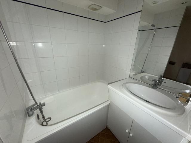 Location Appartement 1 pièce 20m² VONNAS 01540