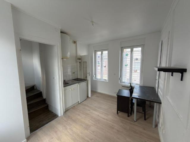 Location Appartement 1 pièce 20m² AMIENS 80000