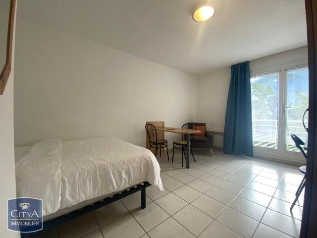 Location Appartement 1 pièce 20m² AVIGNON 84000